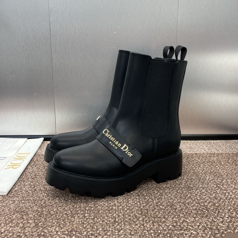 ch**an D*or boots